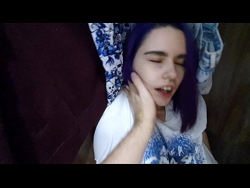 ❤️ Löysin siskoni kaapista ja autoin häntä laukeamaan ❤❌ Kaunis porno at fi.rex-porn-com.ru